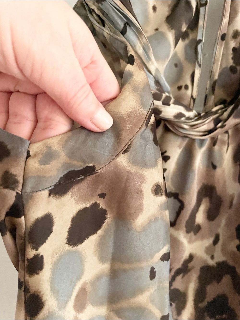 Y2K Mob Wife Animal Print Satin Longline Blouse/micro dress Lettuce Hem Sz XL - Picture 7 of 15